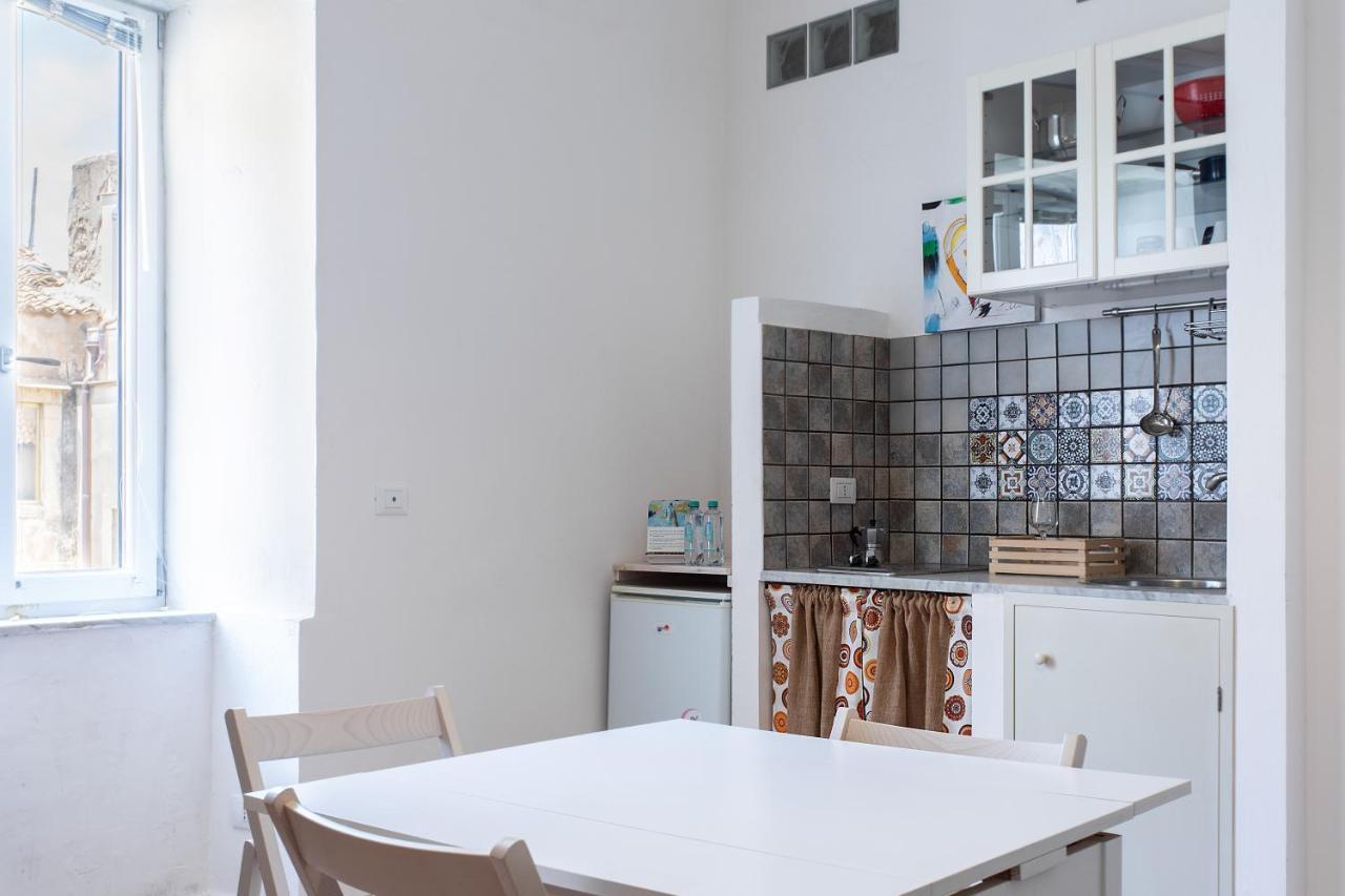 Calipso Apartments Ortigia Syracuse Eksteriør billede